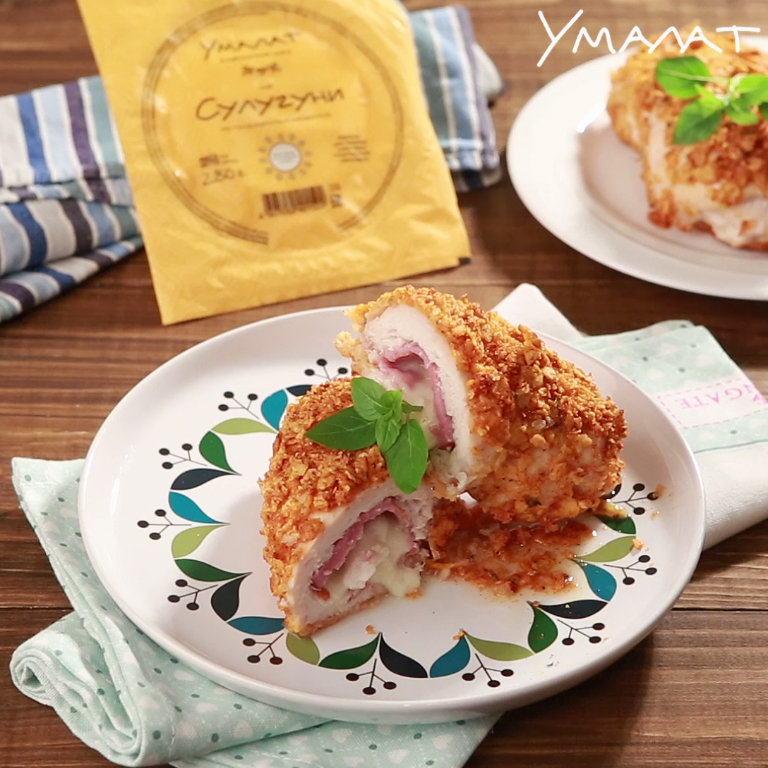 Как приготовить Курица, фаршированная ветчиной и сулугуни