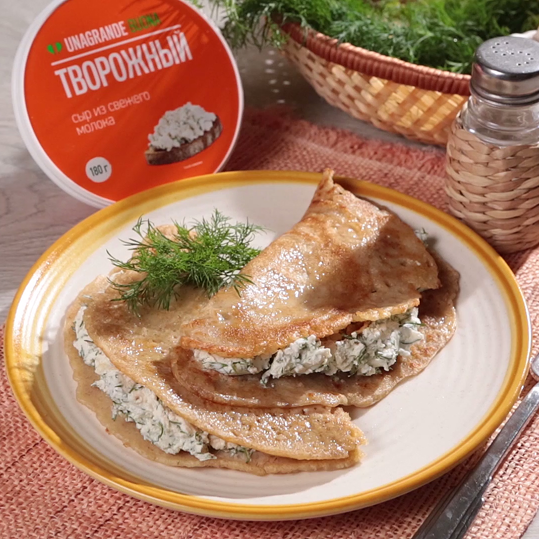 Как приготовить Овсяные блинчики с творожно-чесночной начинкой